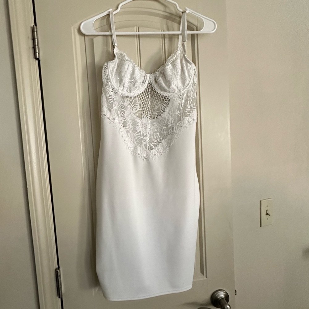 Lace Midi White Sexy Dress Fashion Nova Size Large